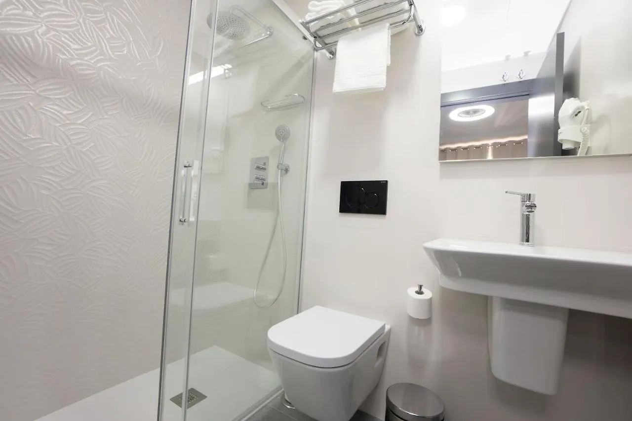 Nerja-Centro-Jacuzzi- Mirador De La Ermita- Adults Recommended Hotell